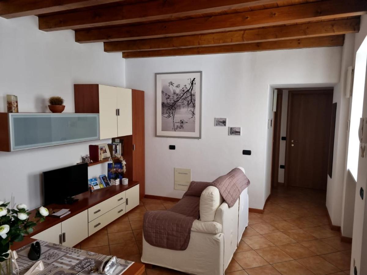Casa Vacanze Il Tuffetto Olginate Exterior photo